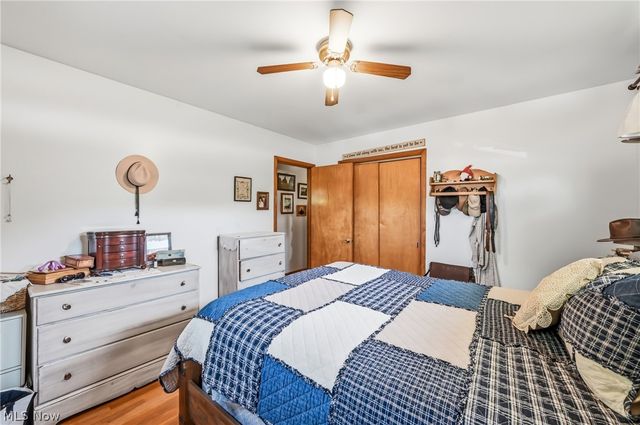 6127 Columbus Road NE, Louisville, OH 44641