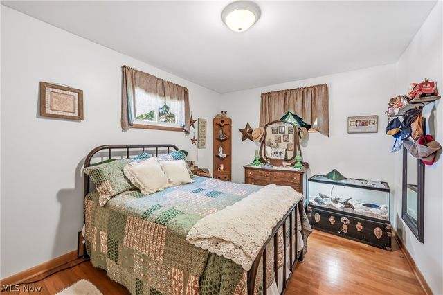 6127 Columbus Road NE, Louisville, OH 44641