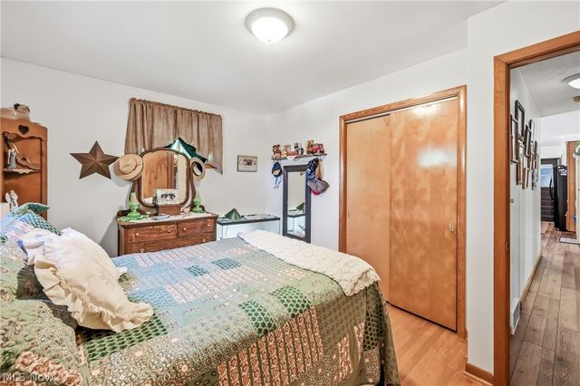 6127 Columbus Road NE, Louisville, OH 44641