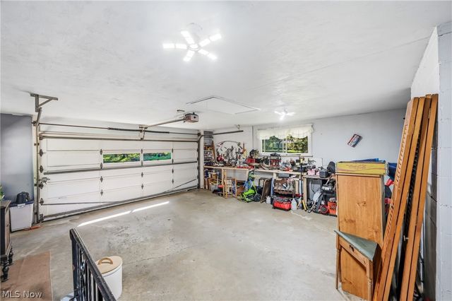 6127 Columbus Road NE, Louisville, OH 44641