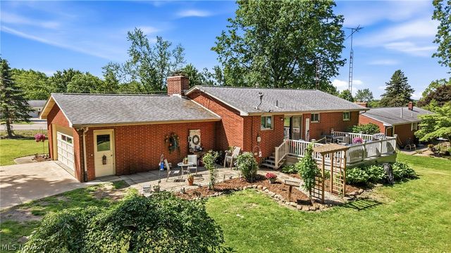 6127 Columbus Road NE, Louisville, OH 44641