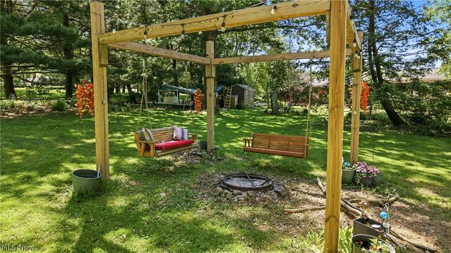 6127 Columbus Road NE, Louisville, OH 44641