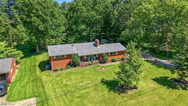 6127 Columbus Road NE, Louisville, OH 44641