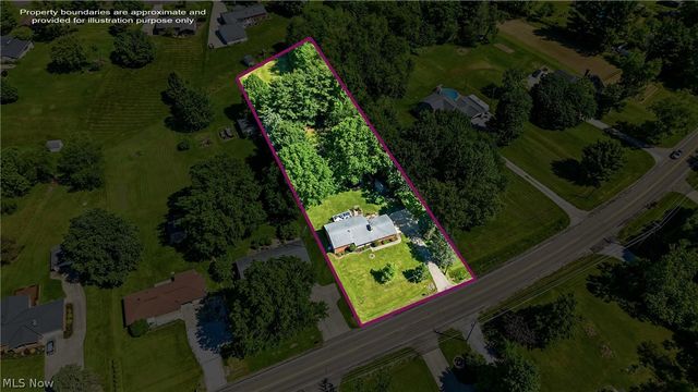 6127 Columbus Road NE, Louisville, OH 44641