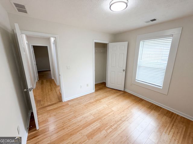 254 Shadetree Lane, Lawrenceville, GA 30044