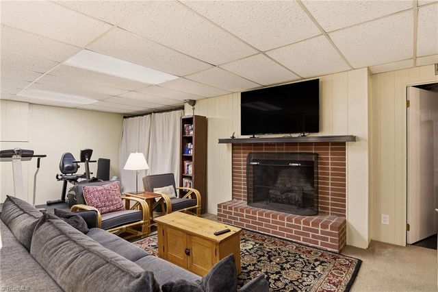 706 Friar Tuck Road, Winston-salem, NC 27104