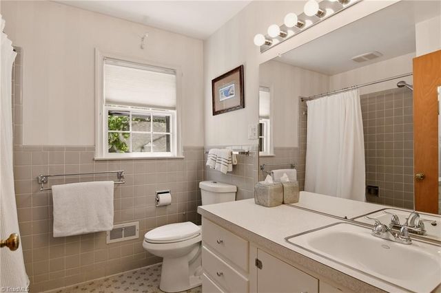 706 Friar Tuck Road, Winston-salem, NC 27104