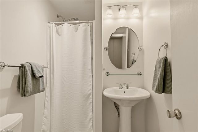 706 Friar Tuck Road, Winston-salem, NC 27104