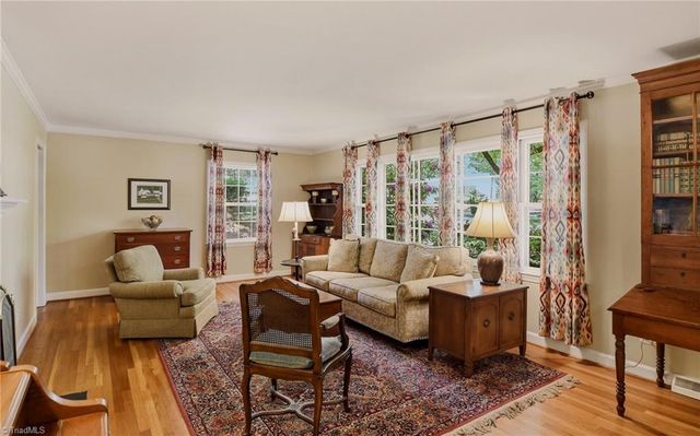 706 Friar Tuck Road, Winston-salem, NC 27104