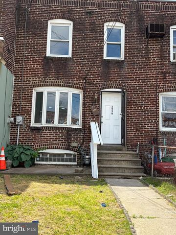 2936 ROYDEN ST, Camden, NJ 08105