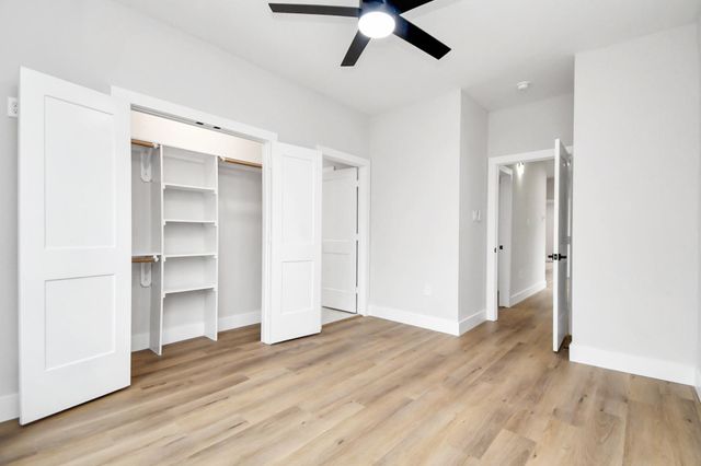 2413 Chew St, Houston, TX 77020