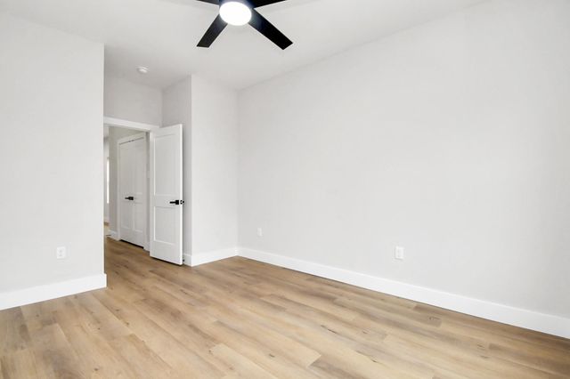 2413 Chew St, Houston, TX 77020