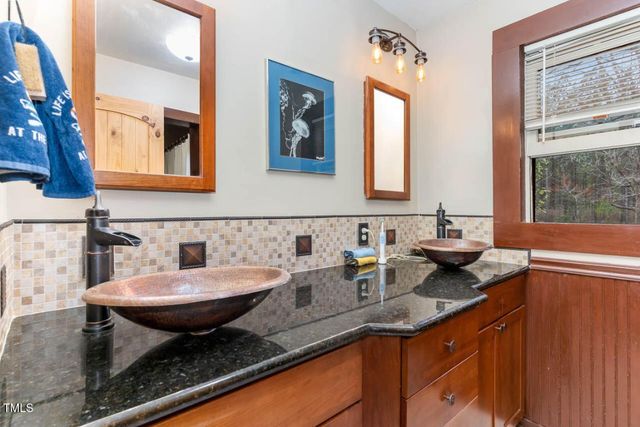 422 Shawnee Drive, Louisburg, NC 27549