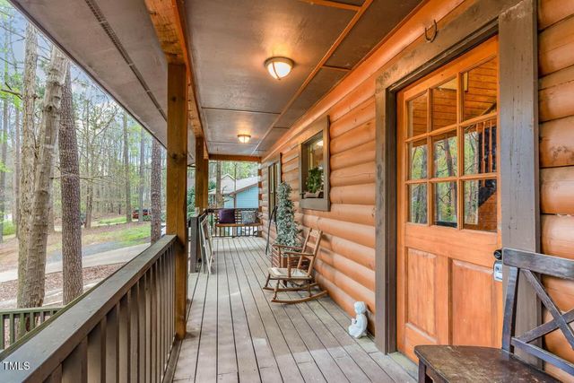 422 Shawnee Drive, Louisburg, NC 27549