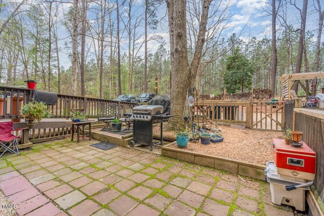 422 Shawnee Drive, Louisburg, NC 27549