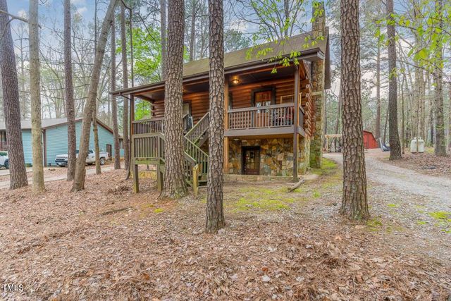 422 Shawnee Drive, Louisburg, NC 27549