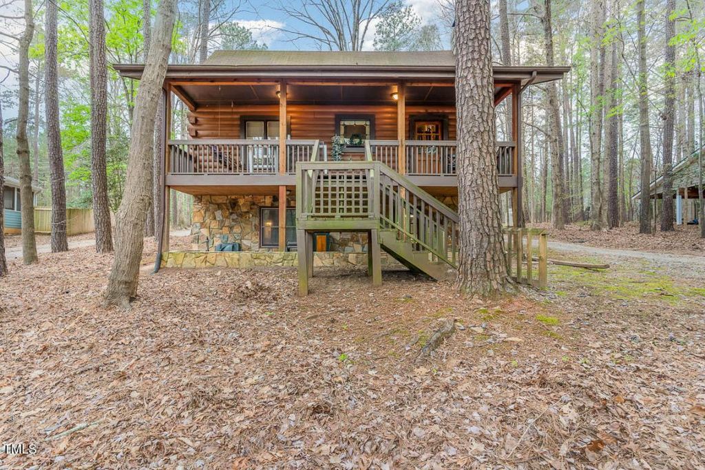 422 Shawnee Drive, Louisburg, NC 27549