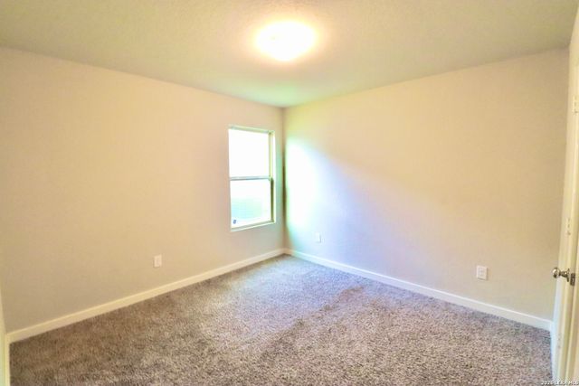 6810 DIAMOND VLY, San Antonio, TX 78242