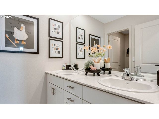 4965 Marr Ave Ne, Salem, OR 97301