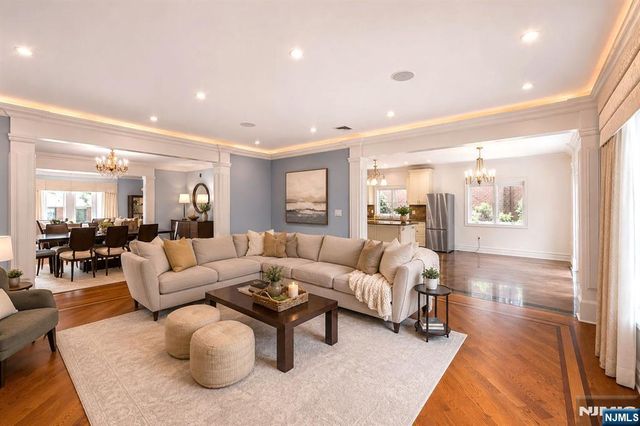 335 Riverdale Drive, Fort Lee, NJ 07024
