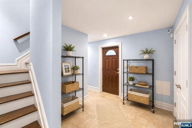335 Riverdale Drive, Fort Lee, NJ 07024