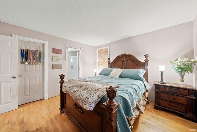 1475 W South Drive, Pleasant Lake, IN 46779