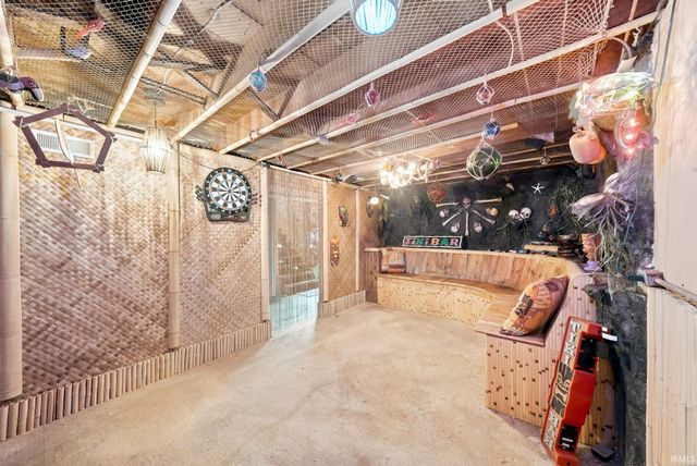 1475 W South Drive, Pleasant Lake, IN 46779