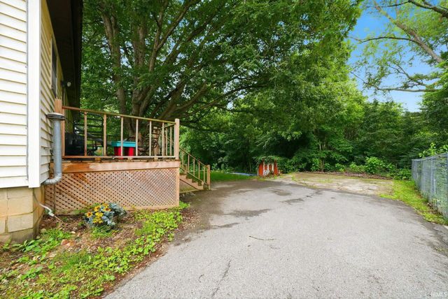 1475 W South Drive, Pleasant Lake, IN 46779