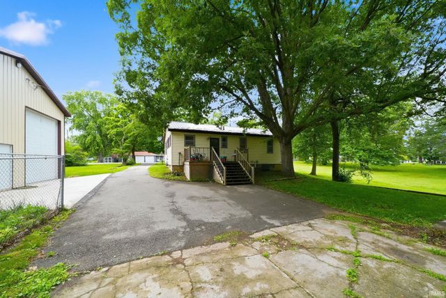 1475 W South Drive, Pleasant Lake, IN 46779