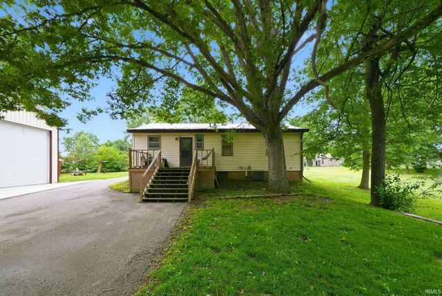 1475 W South Drive, Pleasant Lake, IN 46779