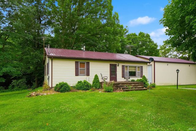 1475 W South Drive, Pleasant Lake, IN 46779