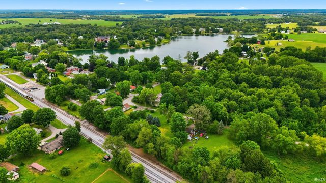 1475 W South Drive, Pleasant Lake, IN 46779