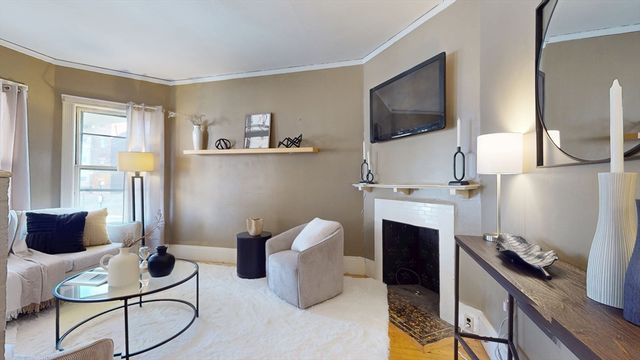 5 Fiske Ter, Boston, MA 02134