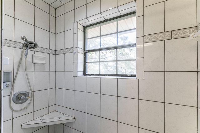 180 FCR 797, Donie, TX 75838