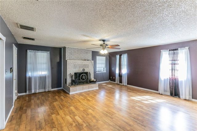 180 FCR 797, Donie, TX 75838
