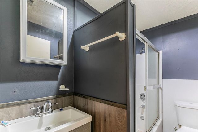 180 FCR 797, Donie, TX 75838