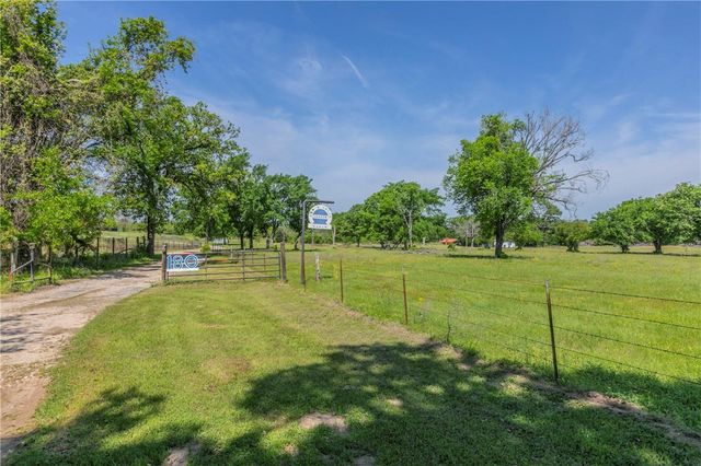 180 FCR 797, Donie, TX 75838