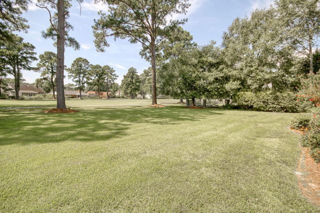 75 Haig Ct., Georgetown, SC 29440