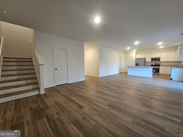 285 Red Dragon Drive, Jefferson, GA 30549