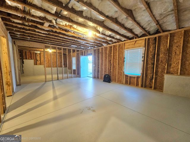 285 Red Dragon Drive, Jefferson, GA 30549