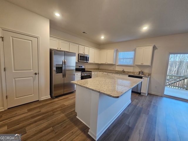 285 Red Dragon Drive, Jefferson, GA 30549