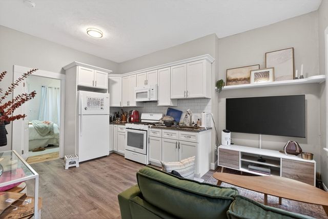 528 Dorchester Ave, Boston, MA 02127