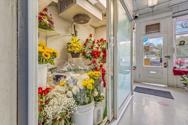 915 E Julian Street, San Jose, CA 95112