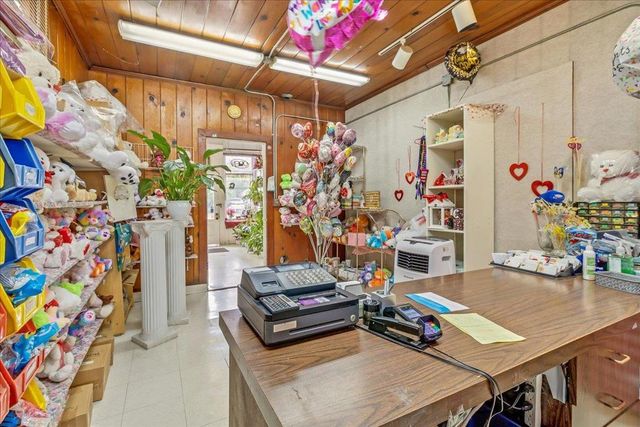 915 E Julian Street, San Jose, CA 95112