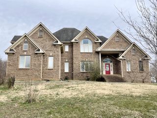 3711 John Taylor Rd, Woodlawn, TN 37191