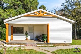 202 Martin Luther King Drive, Perry, GA 31069