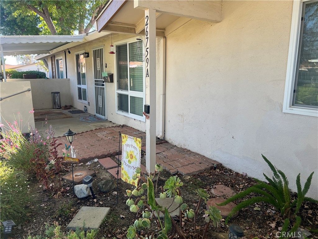 26759 Whispering Leaves, Newhall, CA 91321 — photo 4