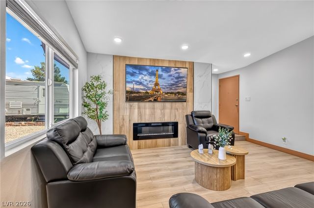 5137 Rappahanock Street, Las Vegas, NV 89122