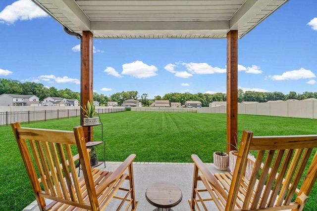 8524 Turnbull Dr, Pleasant View, TN 37146