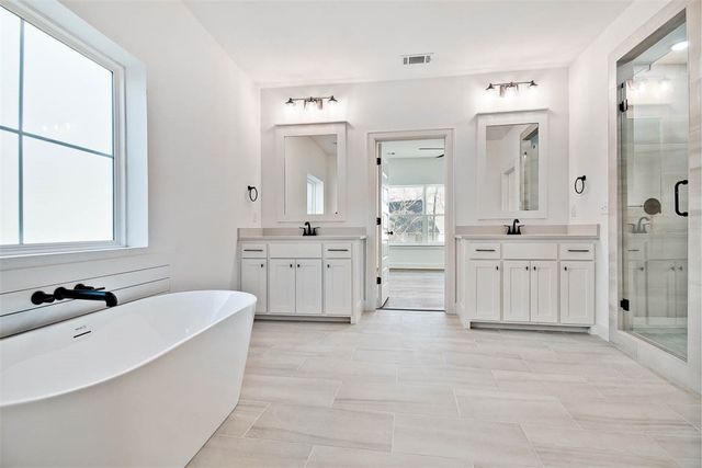 1 Ila Lane, Bella Vista, AR 72714